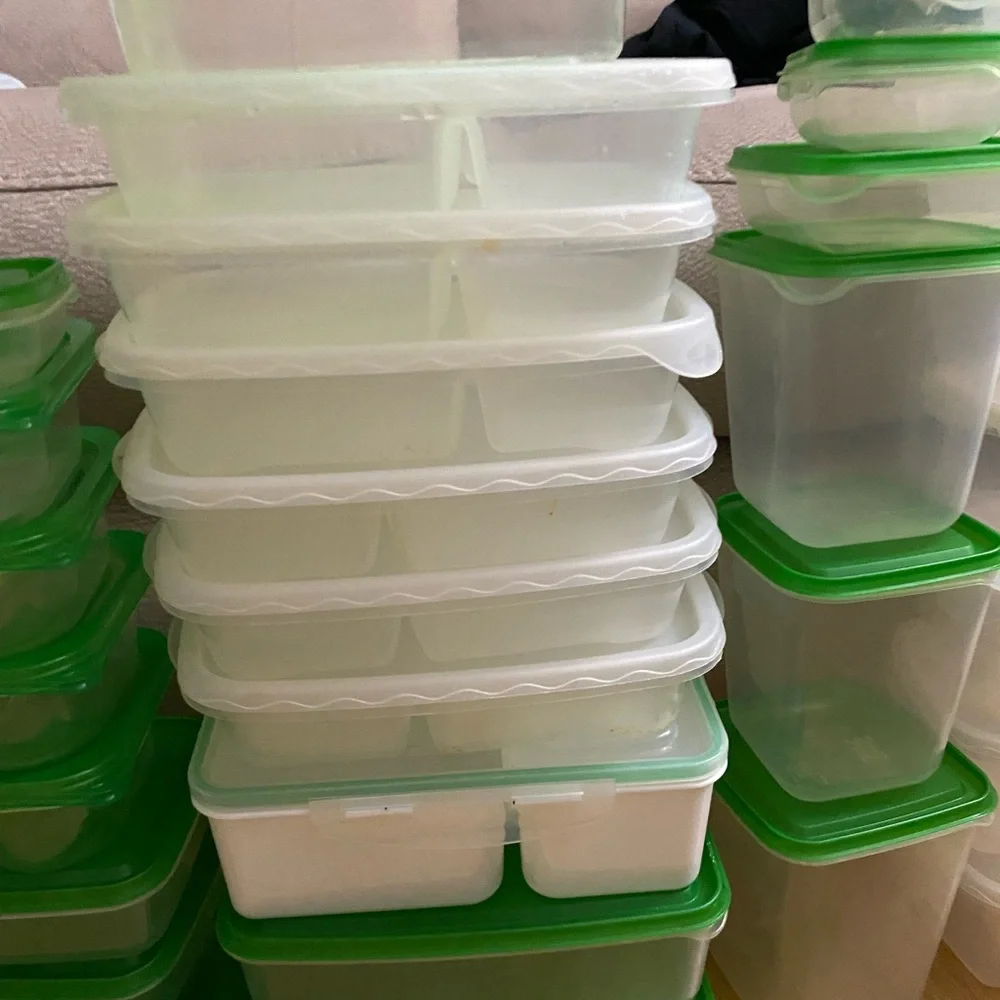 ⭐️Tupperware!⭐️ - Picture 6 of 8